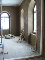 Lehm-Grundputz an den Außenwänden im OG