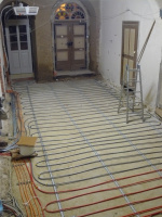 Fußbodenheizung in der Halle