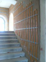 Wandheizung im Treppenhaus 2