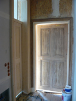 links neue Tür nach alten Modell