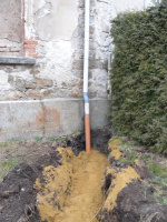 Verlegung der Regenrohre März 2018
