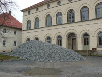 Glasschaumschotterberg